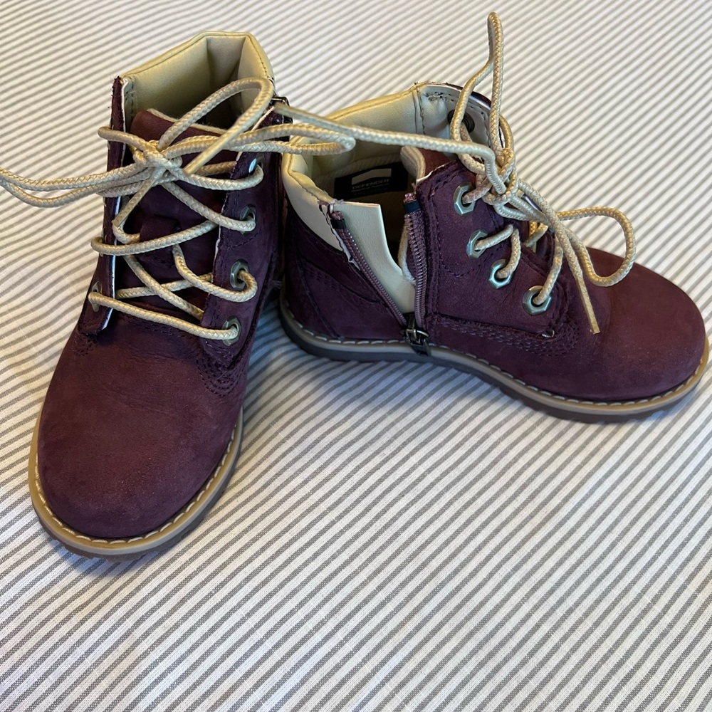 Stylish Kids Boots in Purple